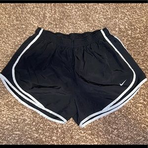 Women’s Nike Tempo Dry Core 3” Running Shorts